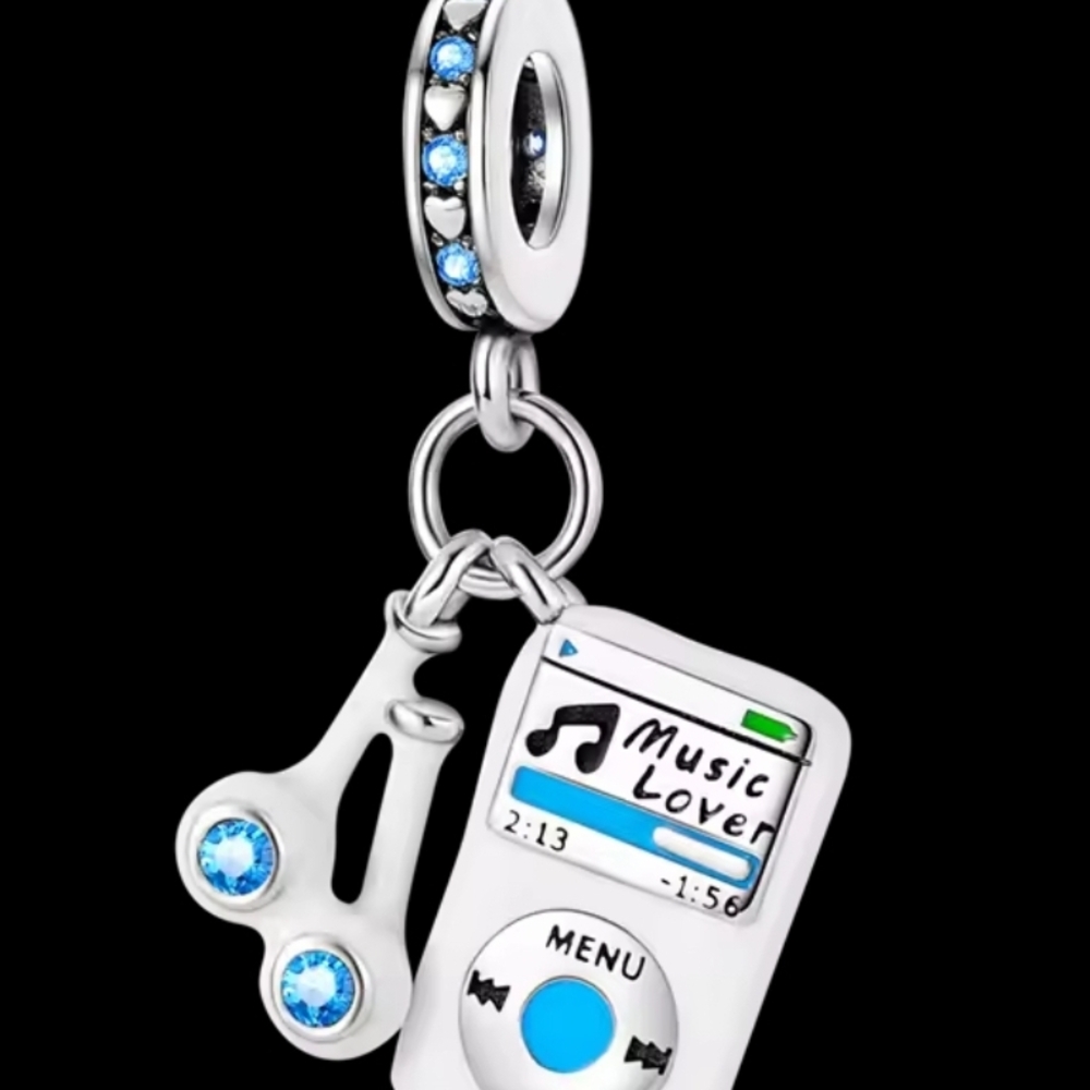 S925 iPod and ear buds Charm